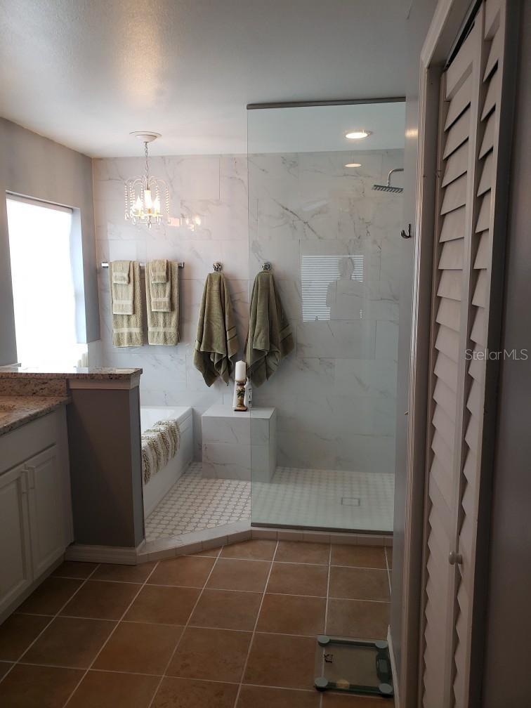 BENTLEY OAKS - Residential