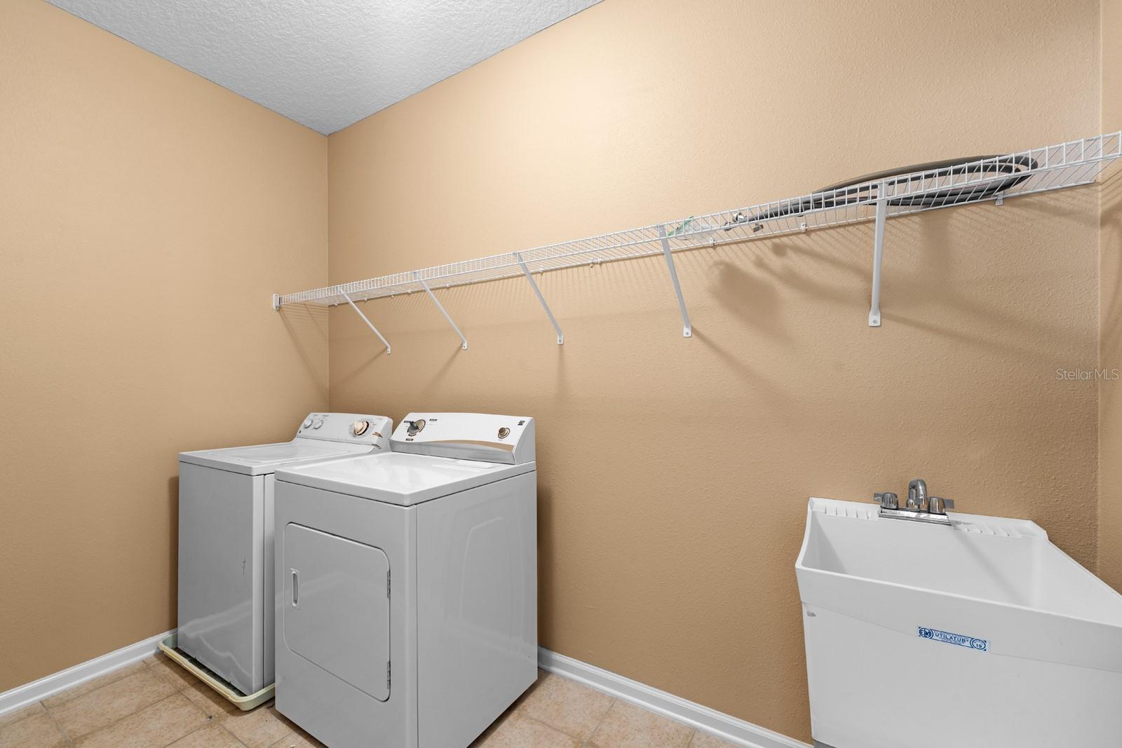 EAGLE LNDG/OAKLEAF PLANTATION - Residential