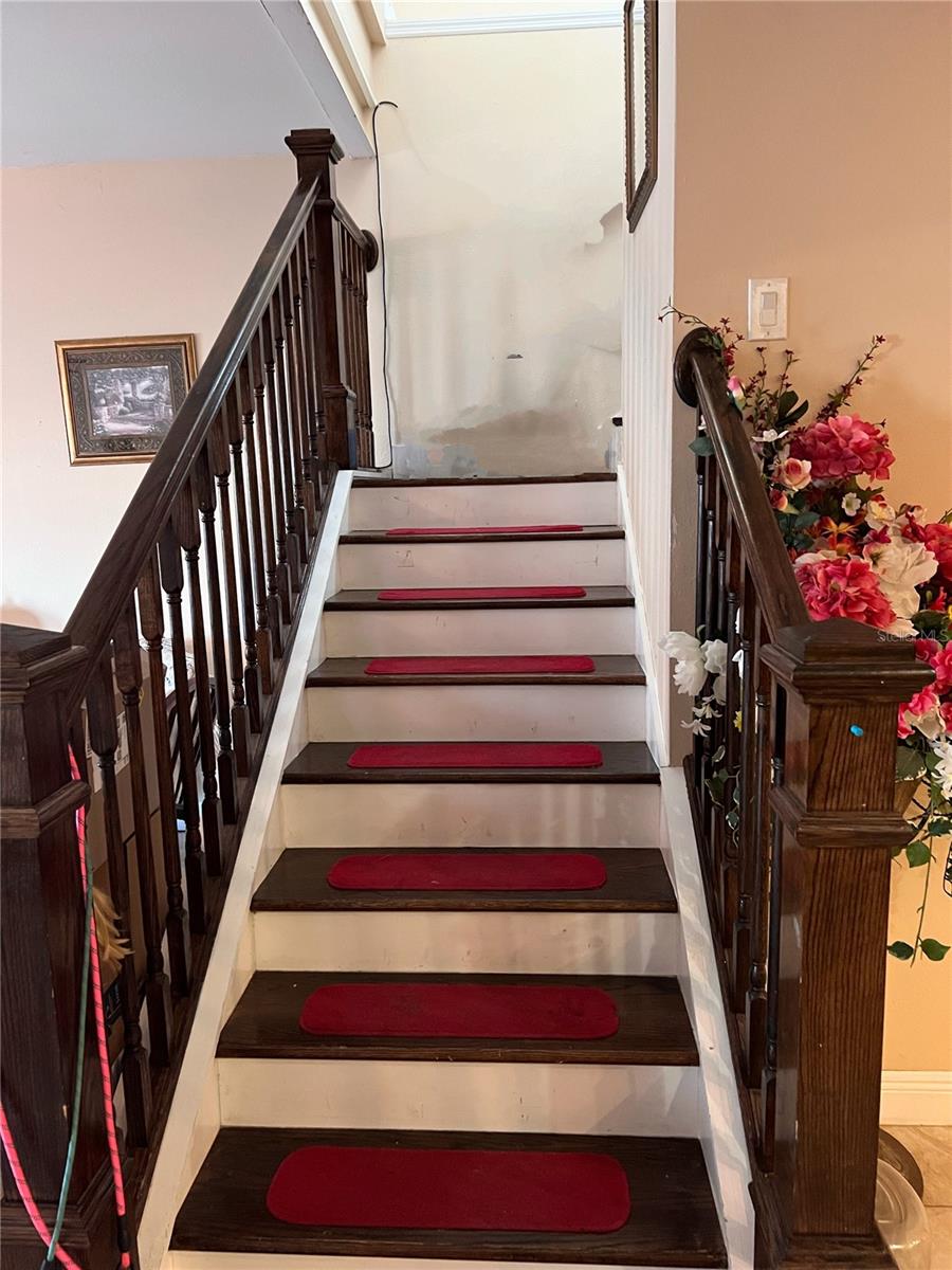 ACREAGE - Residential