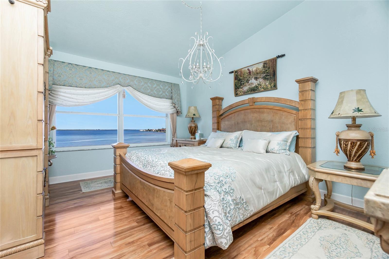 HARBOR WALK PH 03 - Residential