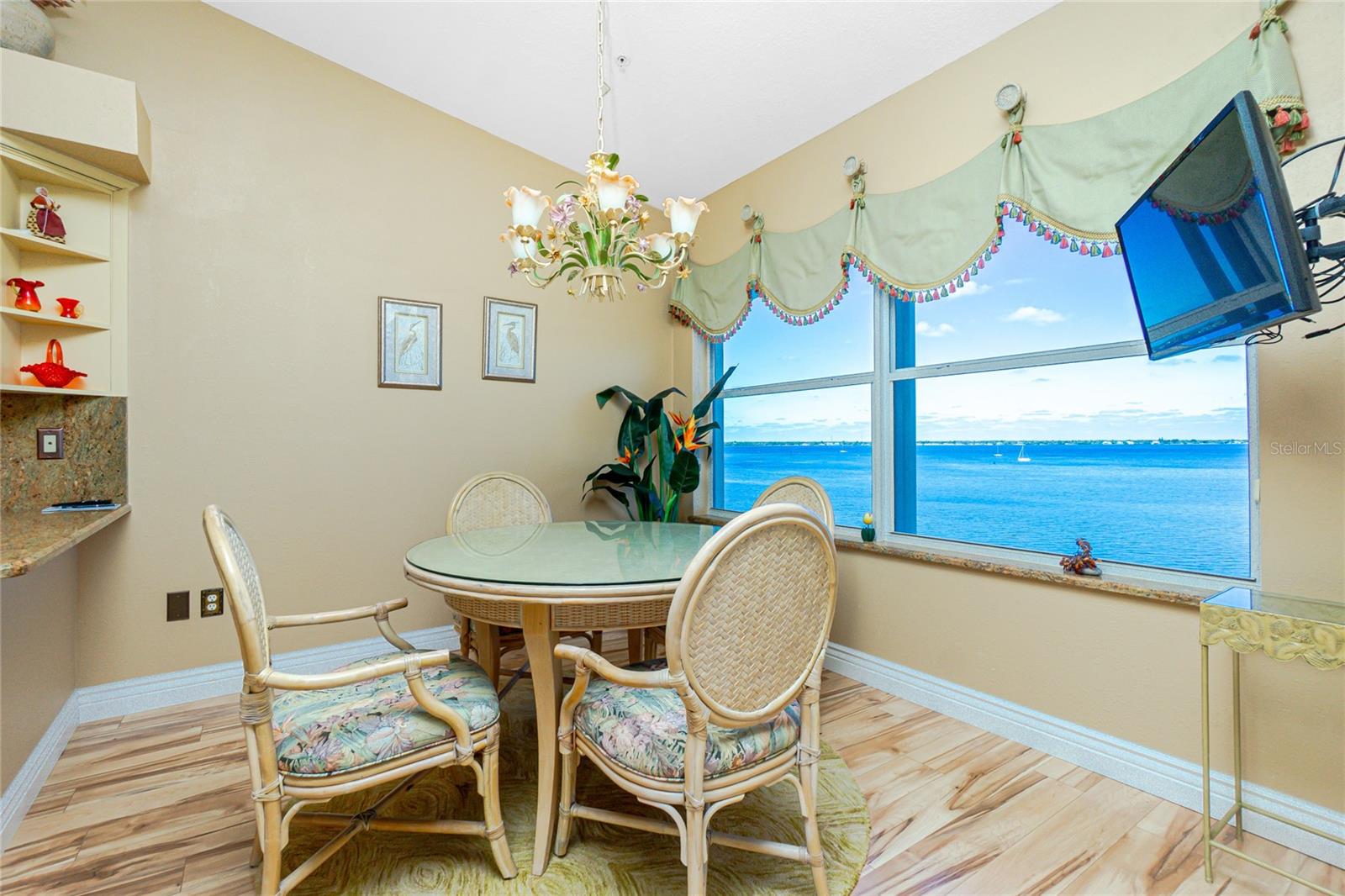 HARBOR WALK PH 03 - Residential