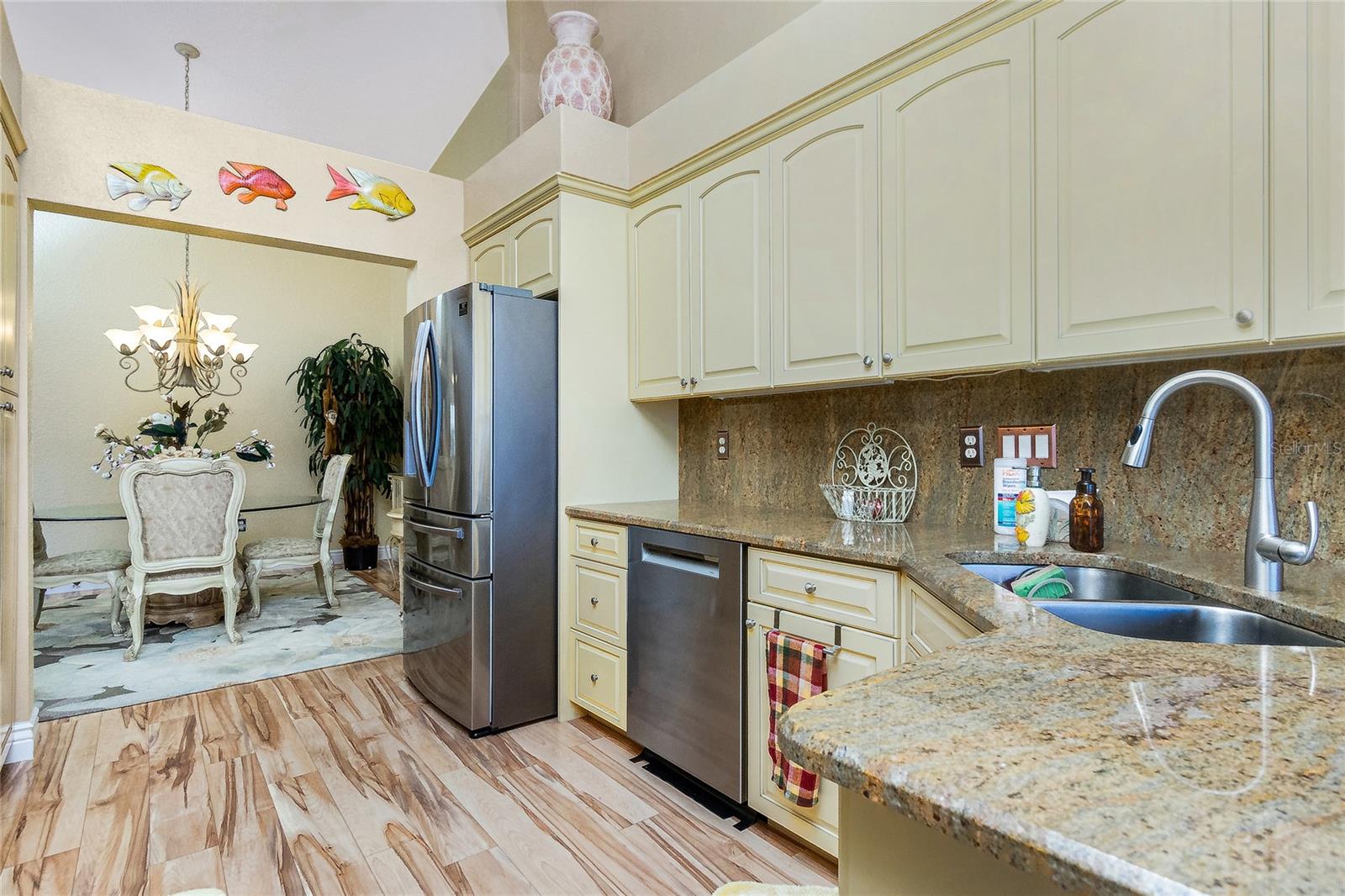 HARBOR WALK PH 03 - Residential