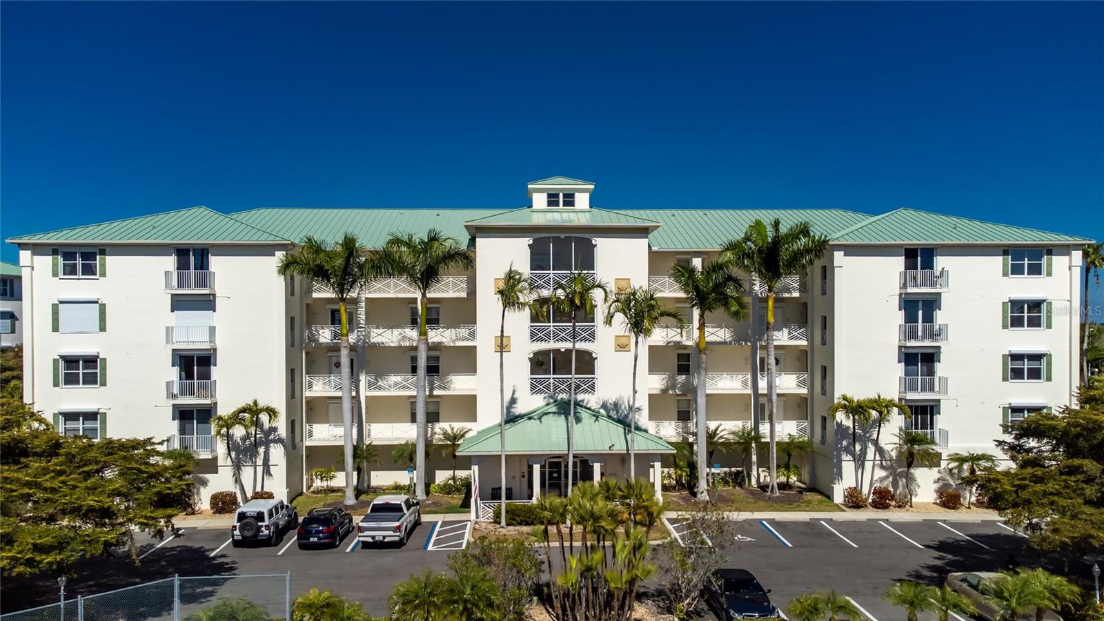 HARBOR WALK PH 03 - Residential