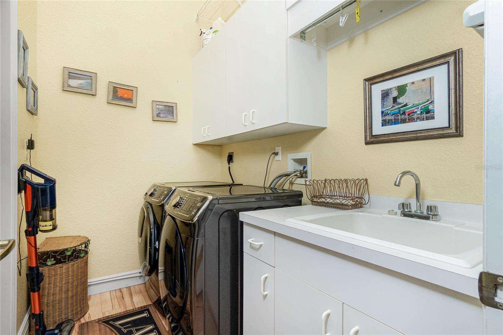 HARBOR WALK PH 03 - Residential