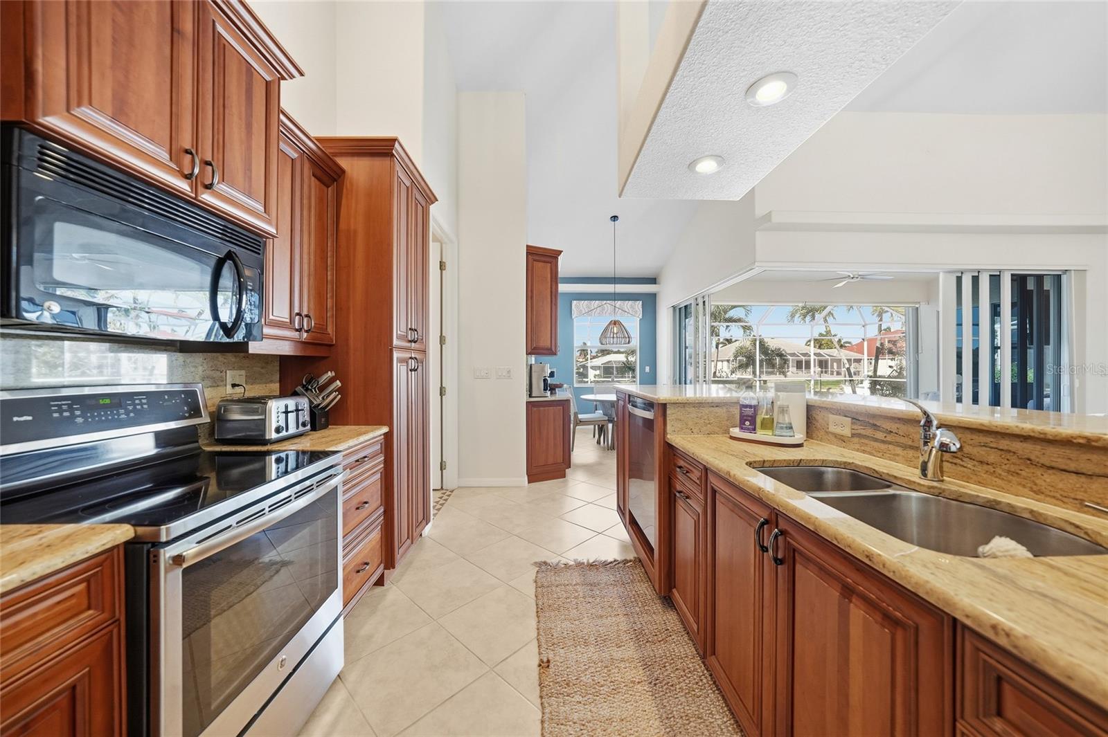 PUNTA GORDA ISLES SEC 04 - Residential