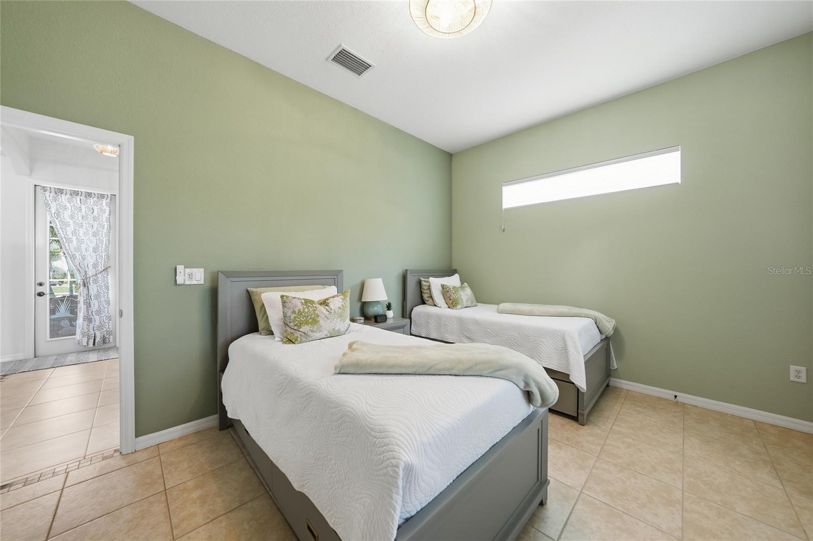 PUNTA GORDA ISLES SEC 04 - Residential