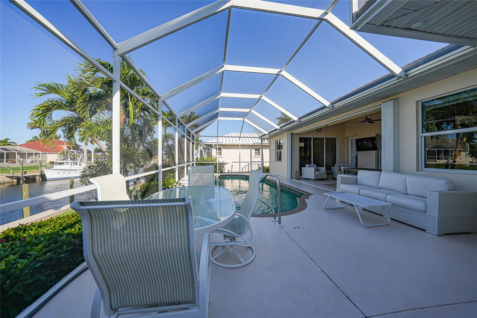 PUNTA GORDA ISLES SEC 04 - Residential