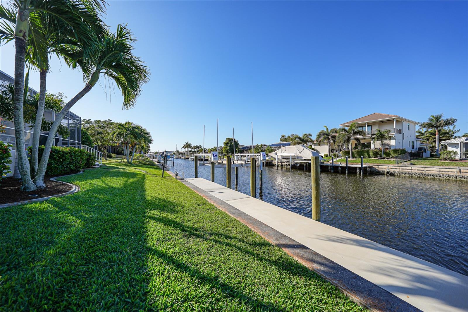PUNTA GORDA ISLES SEC 04 - Residential