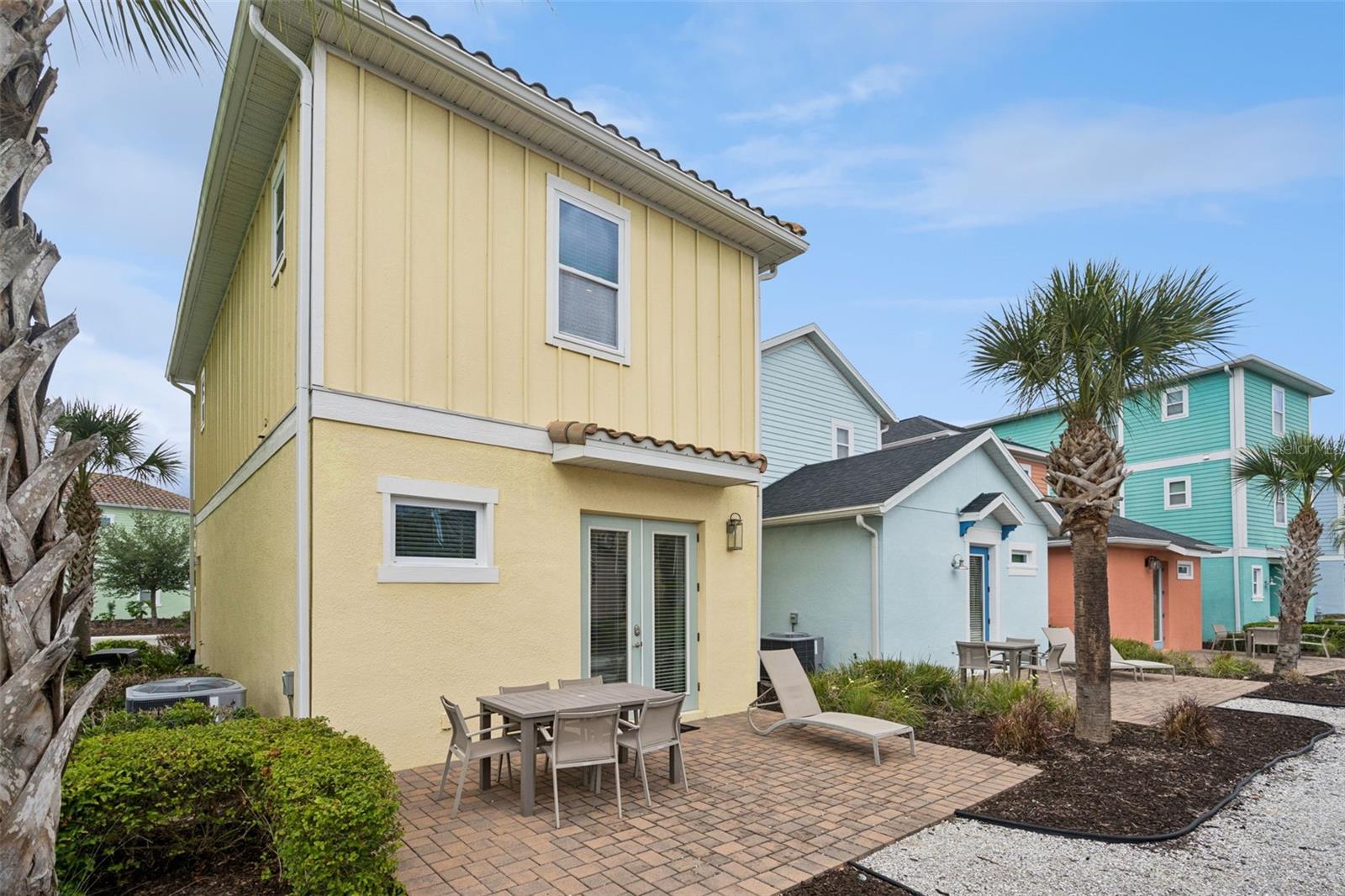 MARGARITAVILLE RESORT, ROLLING OAKS - Residential