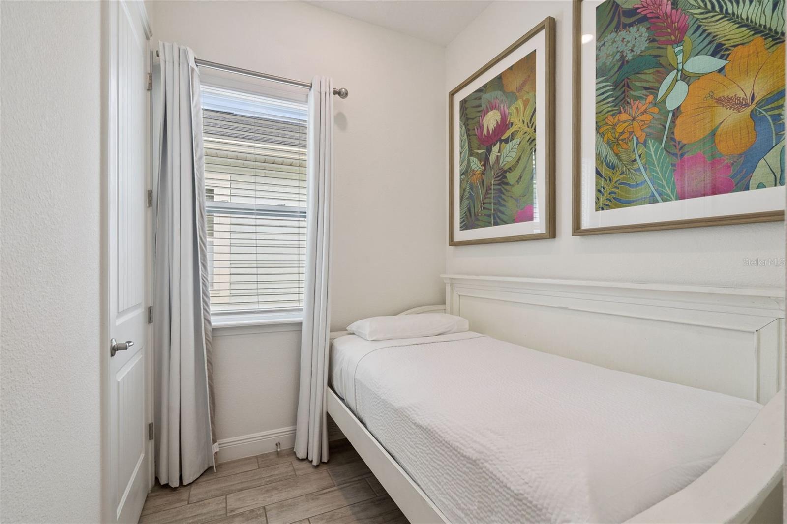 MARGARITAVILLE RESORT, ROLLING OAKS - Residential