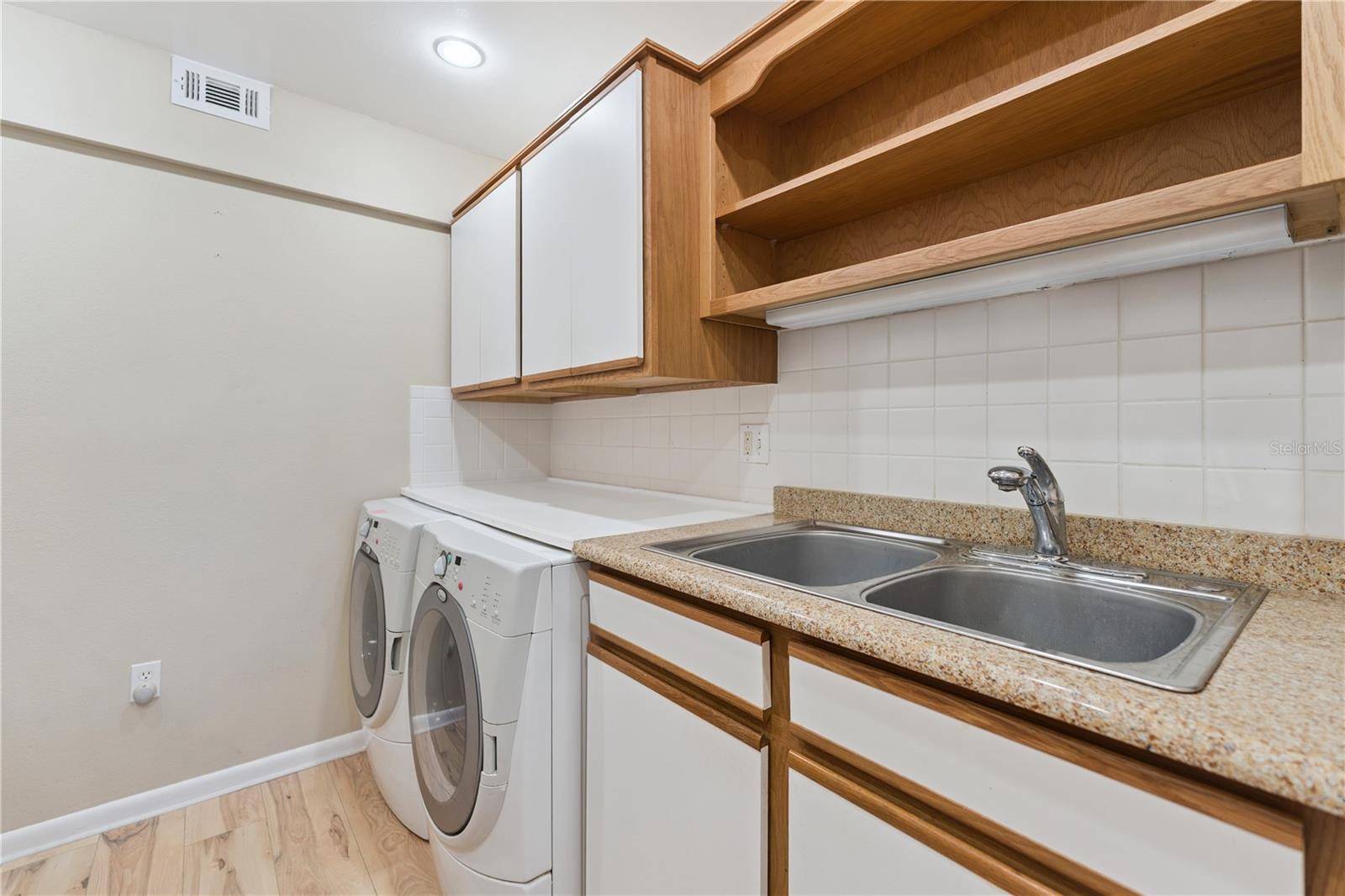 QUAIL HOLLOW - Residential