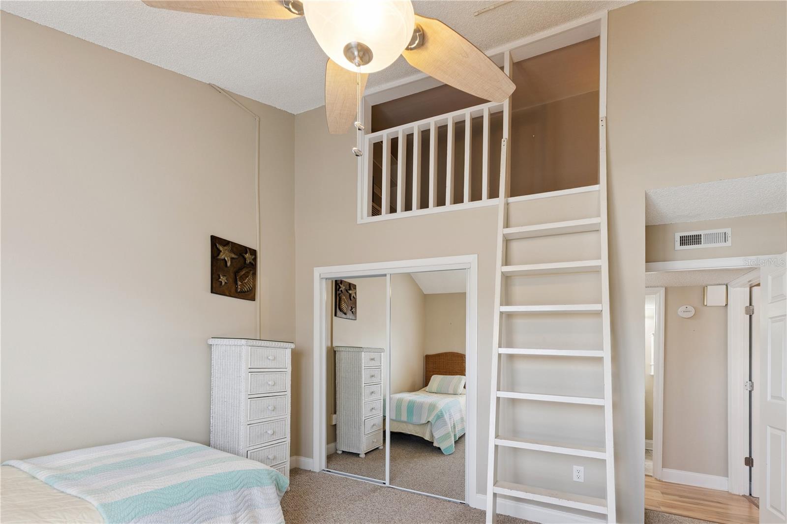 QUAIL HOLLOW - Residential