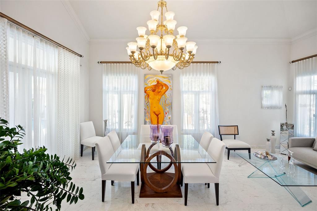 PASEO LAS PALMAS - Residential