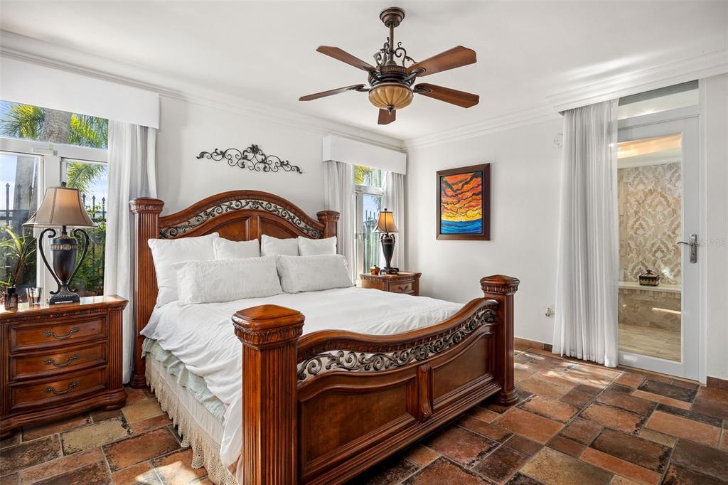 PASEO LAS PALMAS - Residential