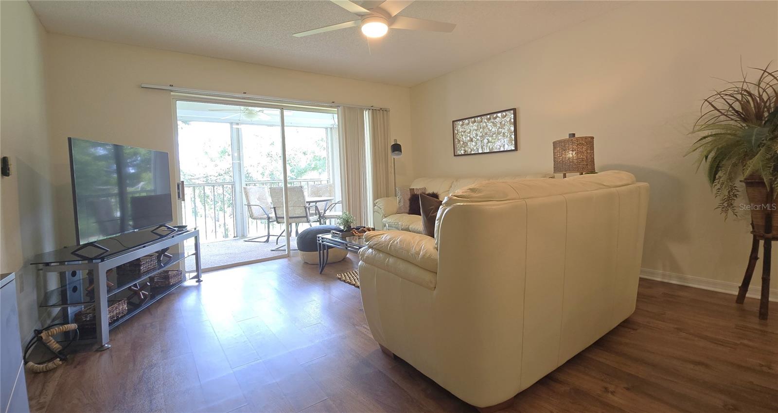 TERRACES 1 OF TARA - Residential Lease