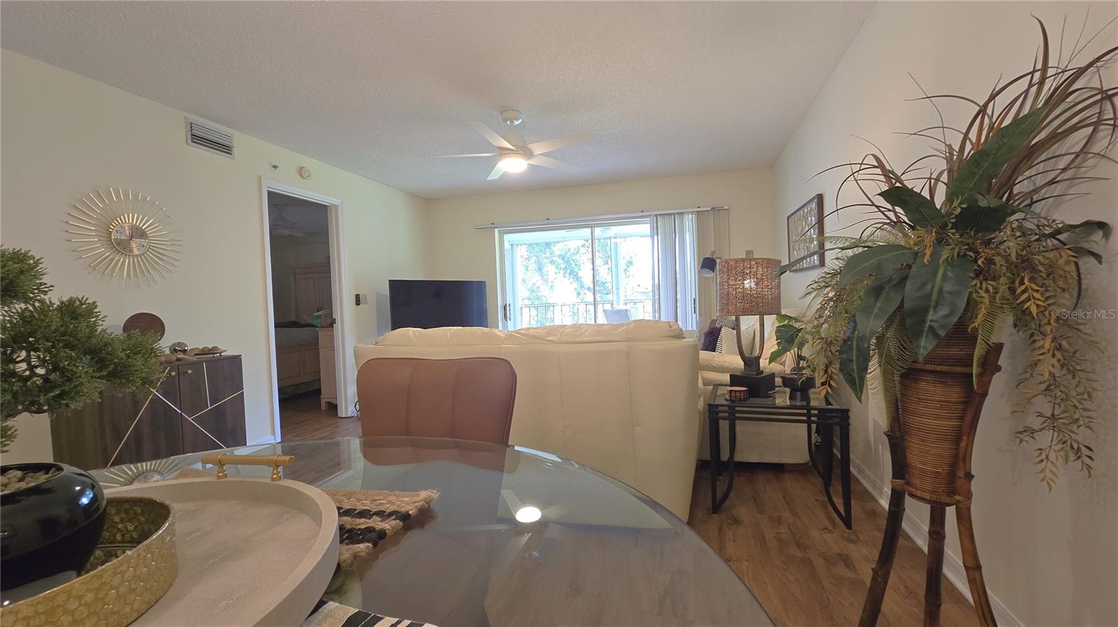 TERRACES 1 OF TARA - Residential Lease