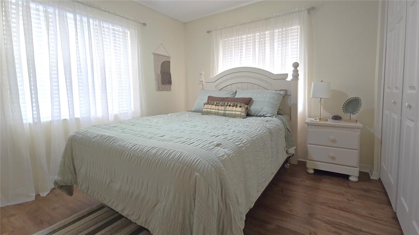 TERRACES 1 OF TARA - Residential Lease