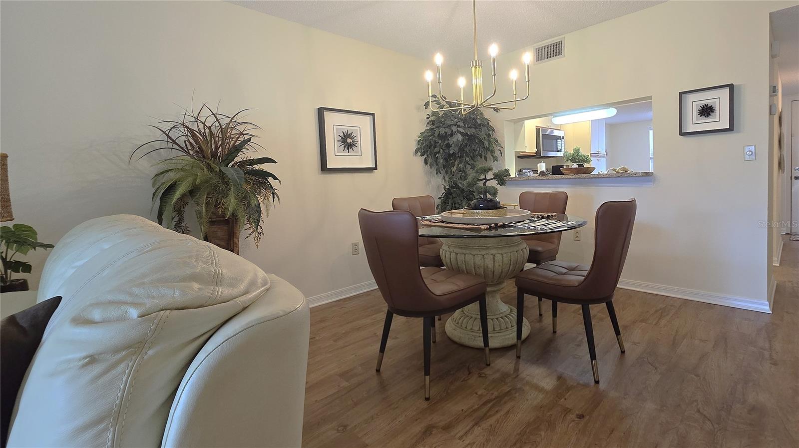 TERRACES 1 OF TARA - Residential Lease