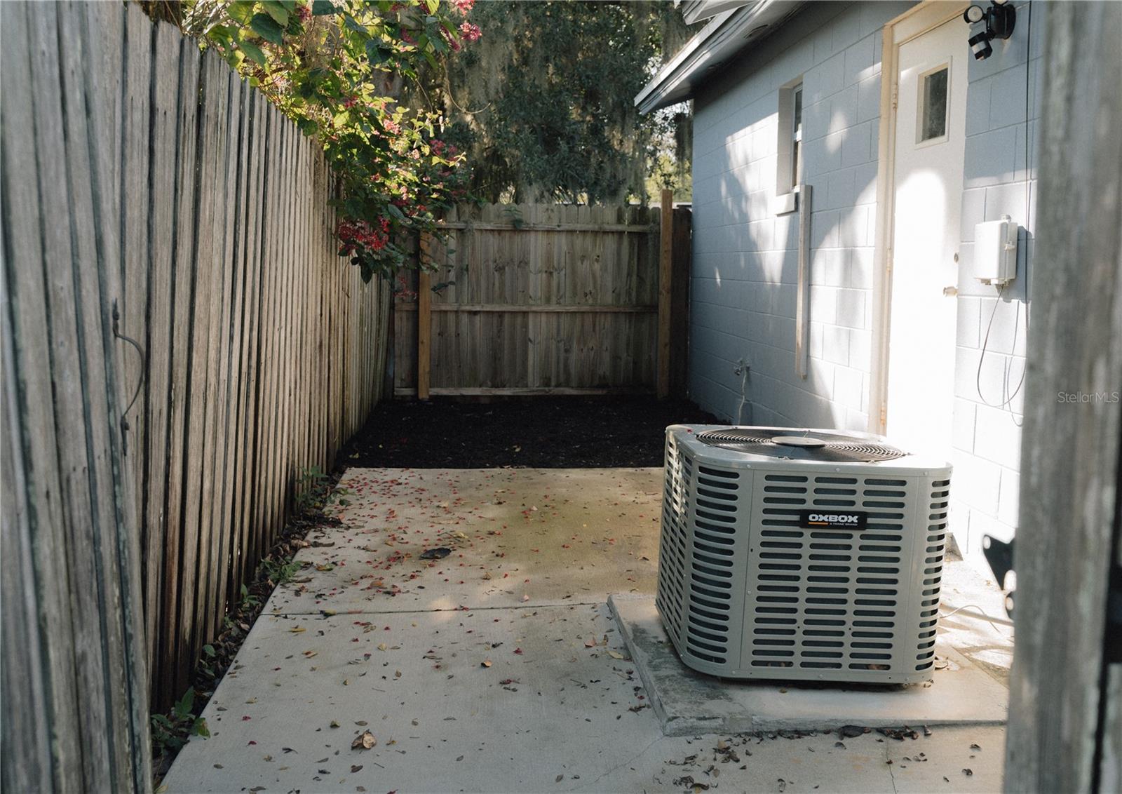 OCOEE HILLS - Residential