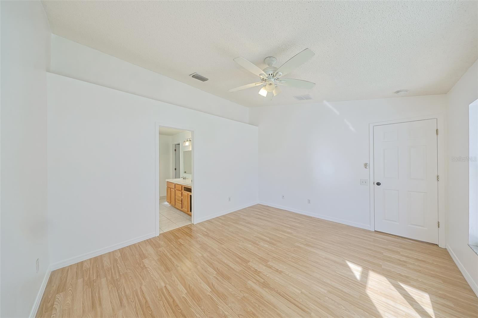 ISLAND WALK PH II - Residential