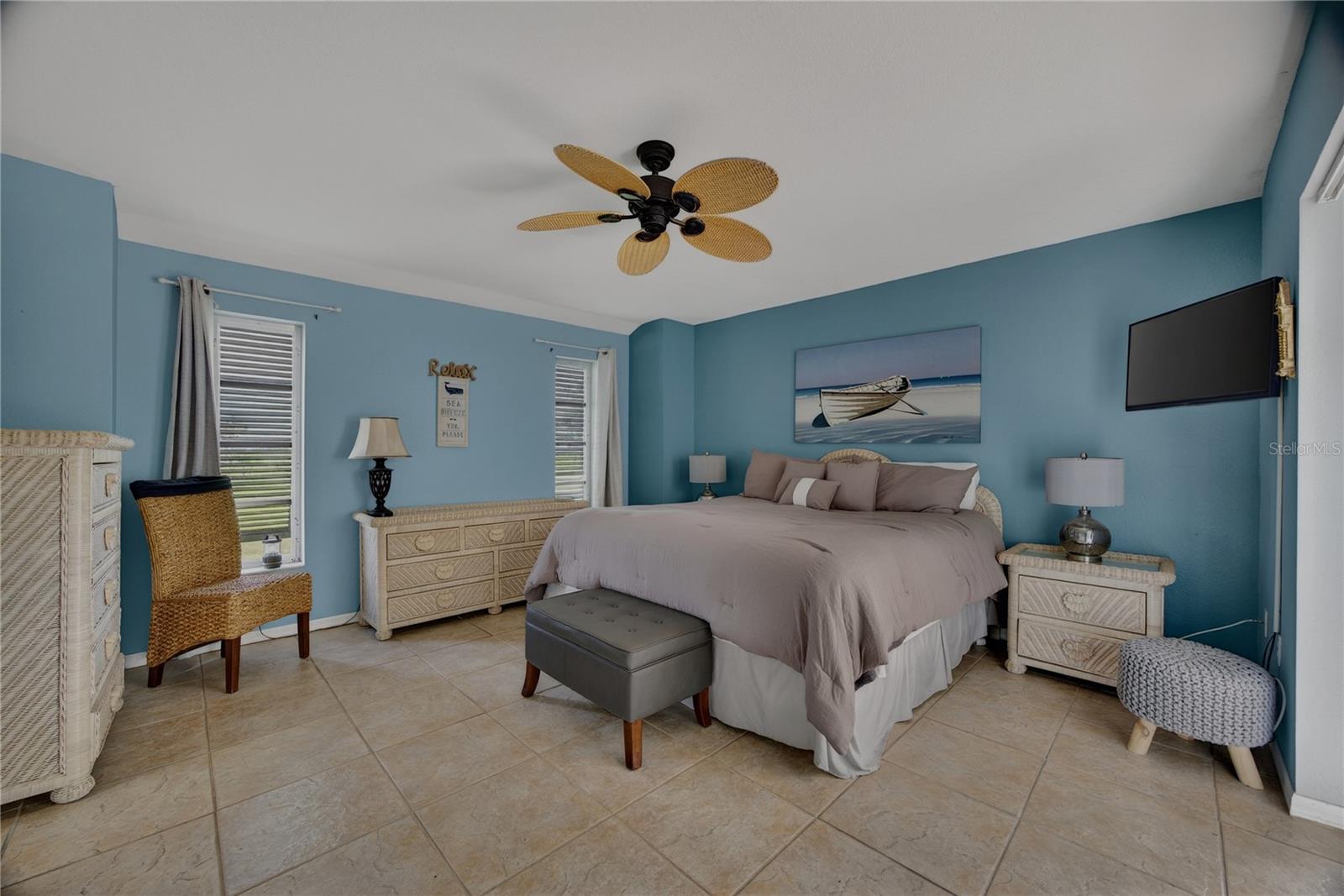 ROTONDA WEST PEBBLE BEACH - Residential