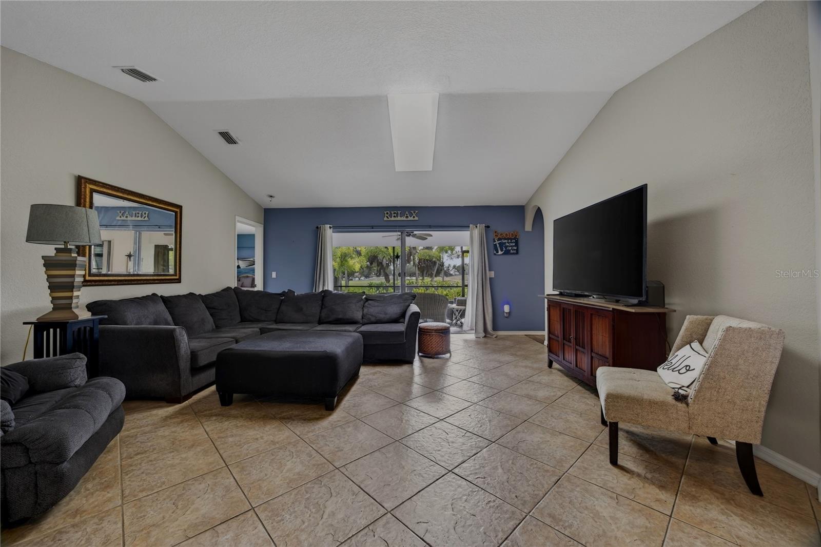 ROTONDA WEST PEBBLE BEACH - Residential