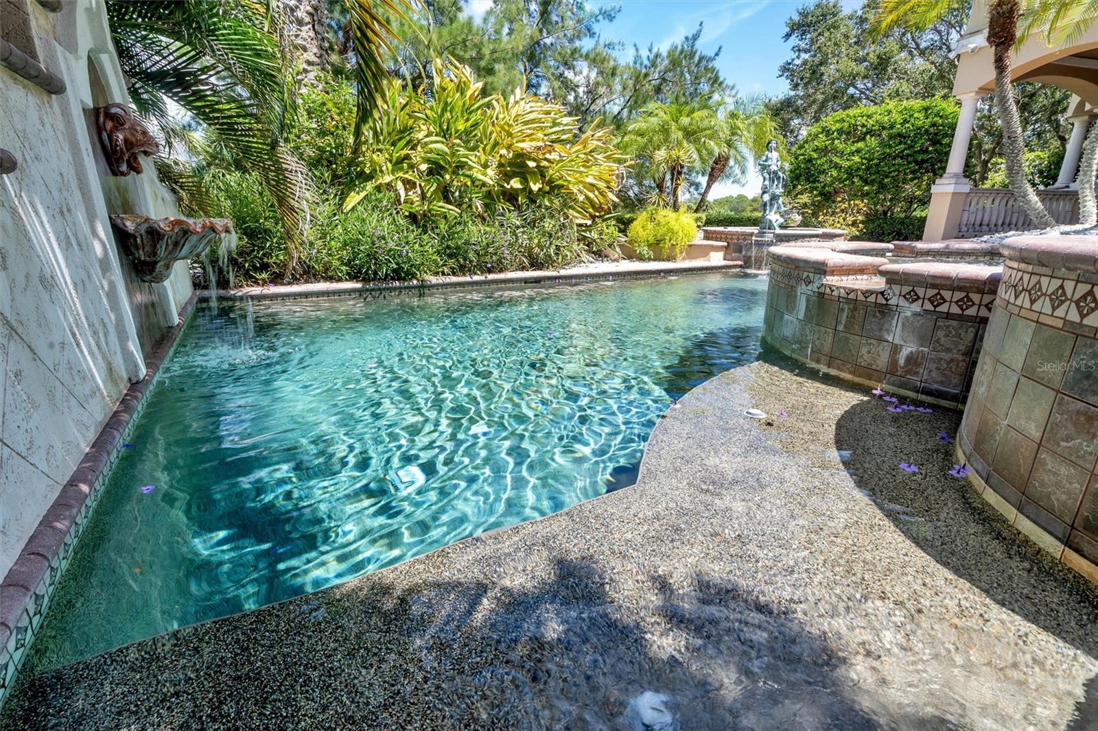 BAYOU CLUB ESTATES TR 2 PH 2 - Residential