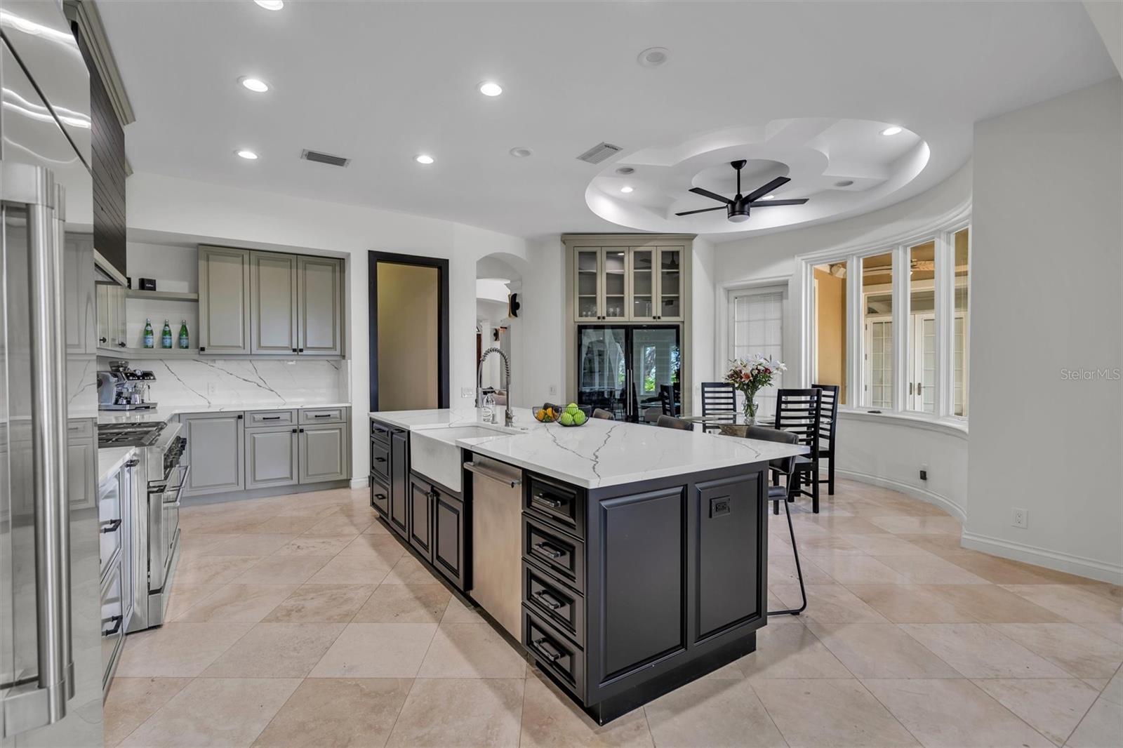 BAYOU CLUB ESTATES TR 2 PH 2 - Residential