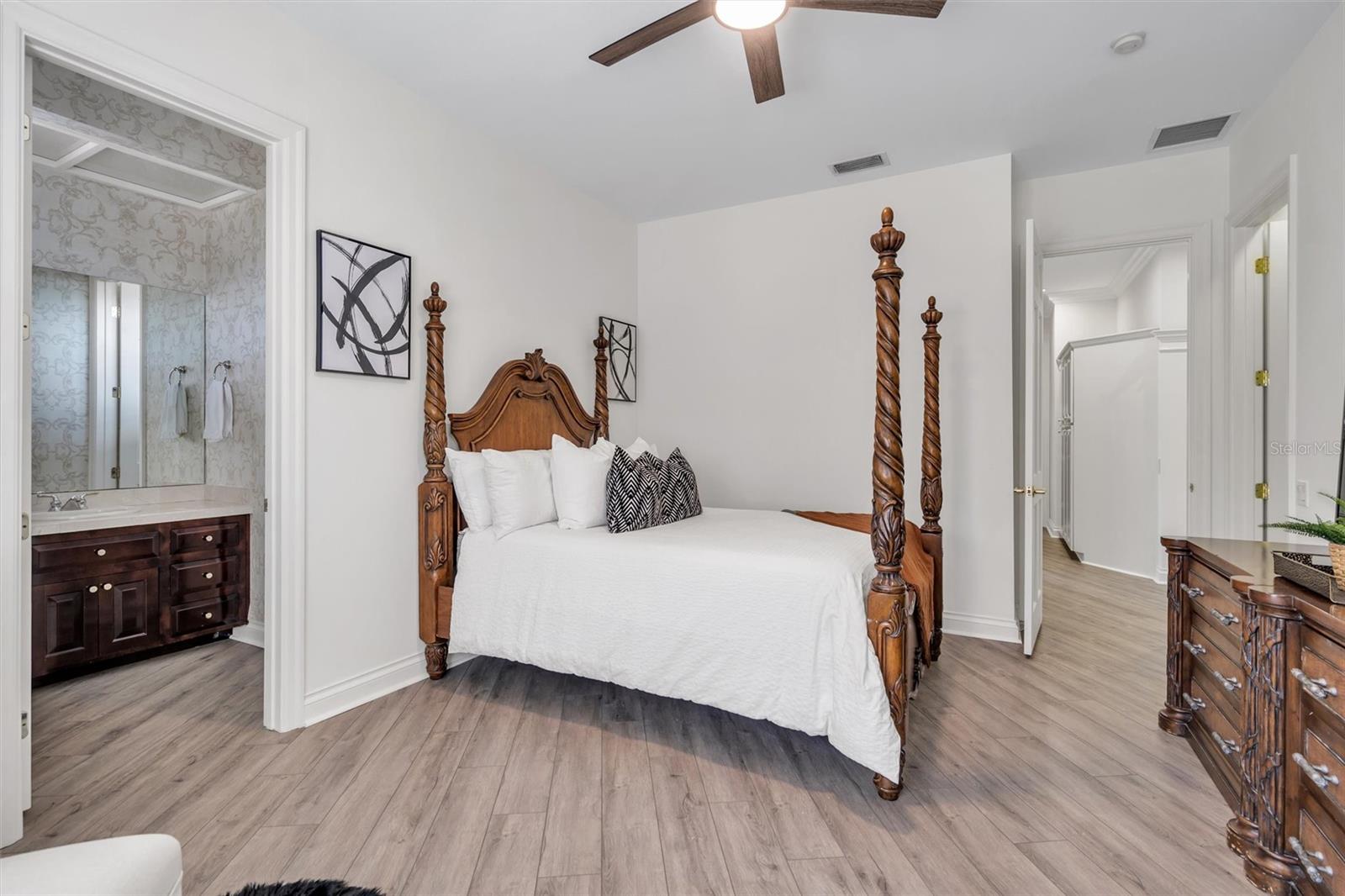 BAYOU CLUB ESTATES TR 2 PH 2 - Residential