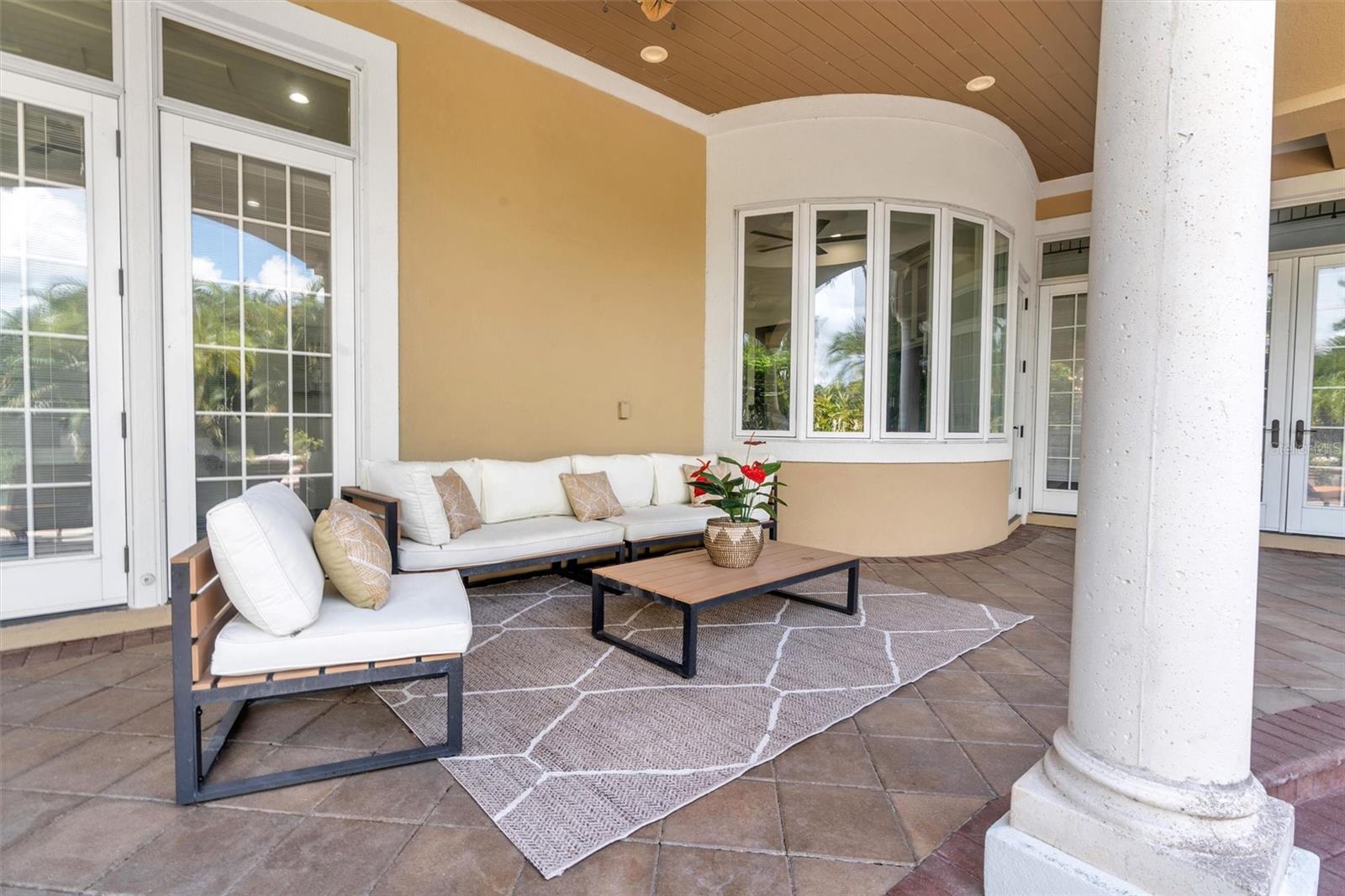 BAYOU CLUB ESTATES TR 2 PH 2 - Residential