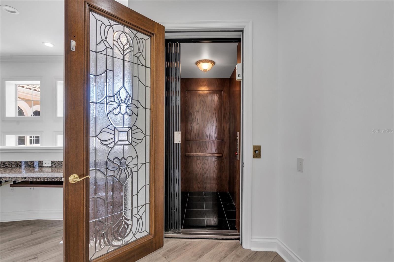 BAYOU CLUB ESTATES TR 2 PH 2 - Residential