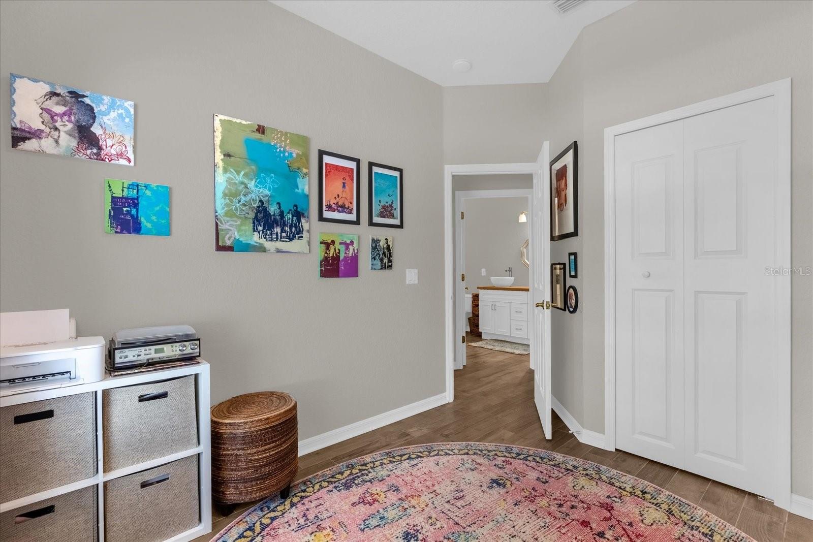 WOODBRIDGE ON GREEN - Residential