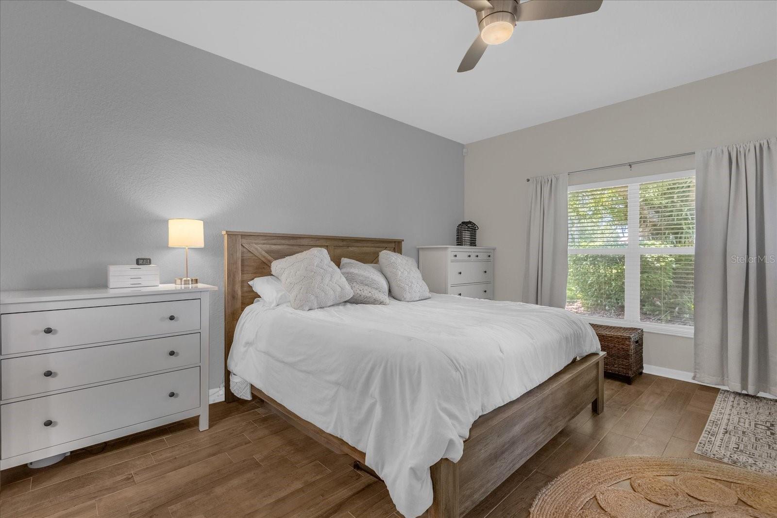 WOODBRIDGE ON GREEN - Residential