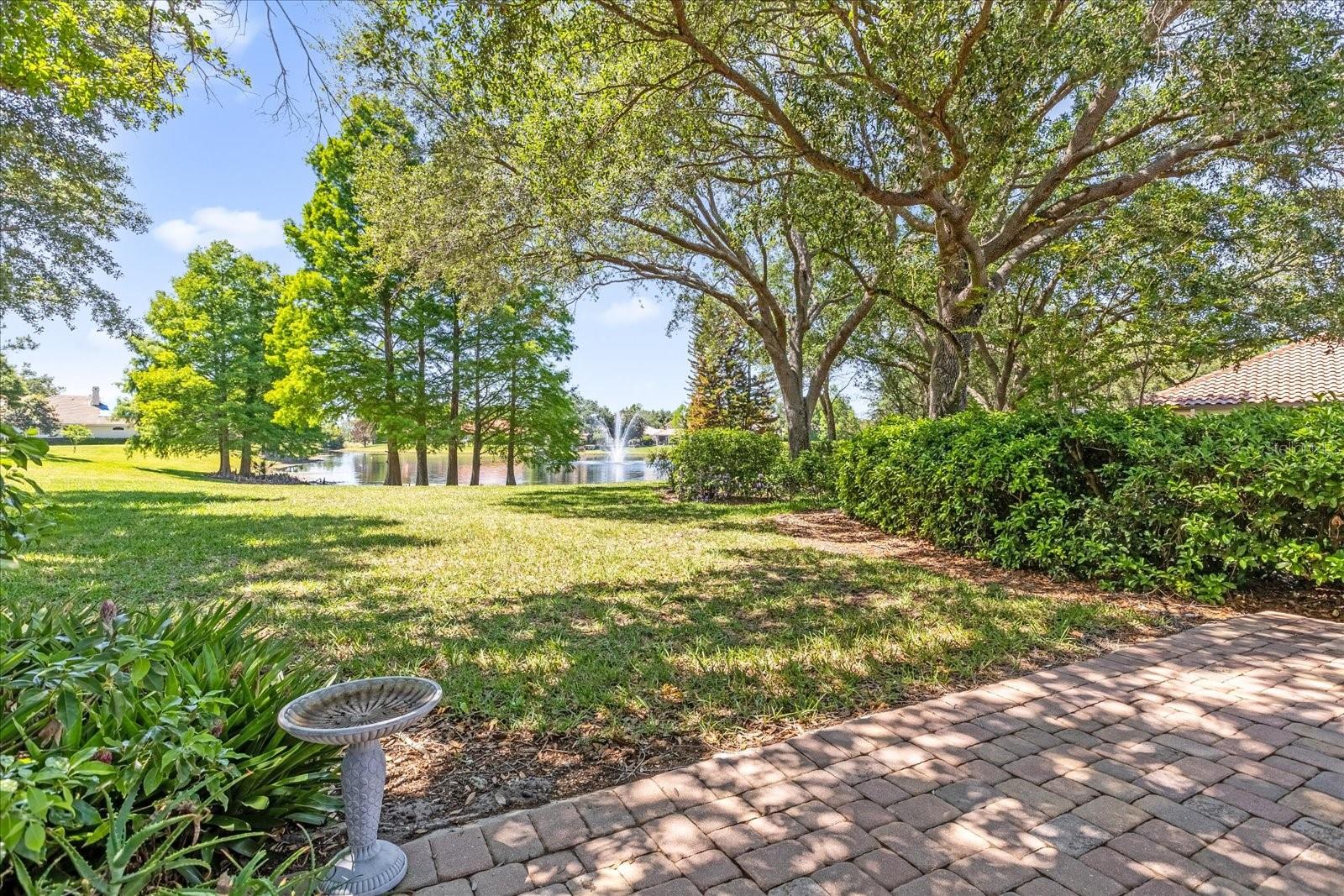 WOODBRIDGE ON GREEN - Residential