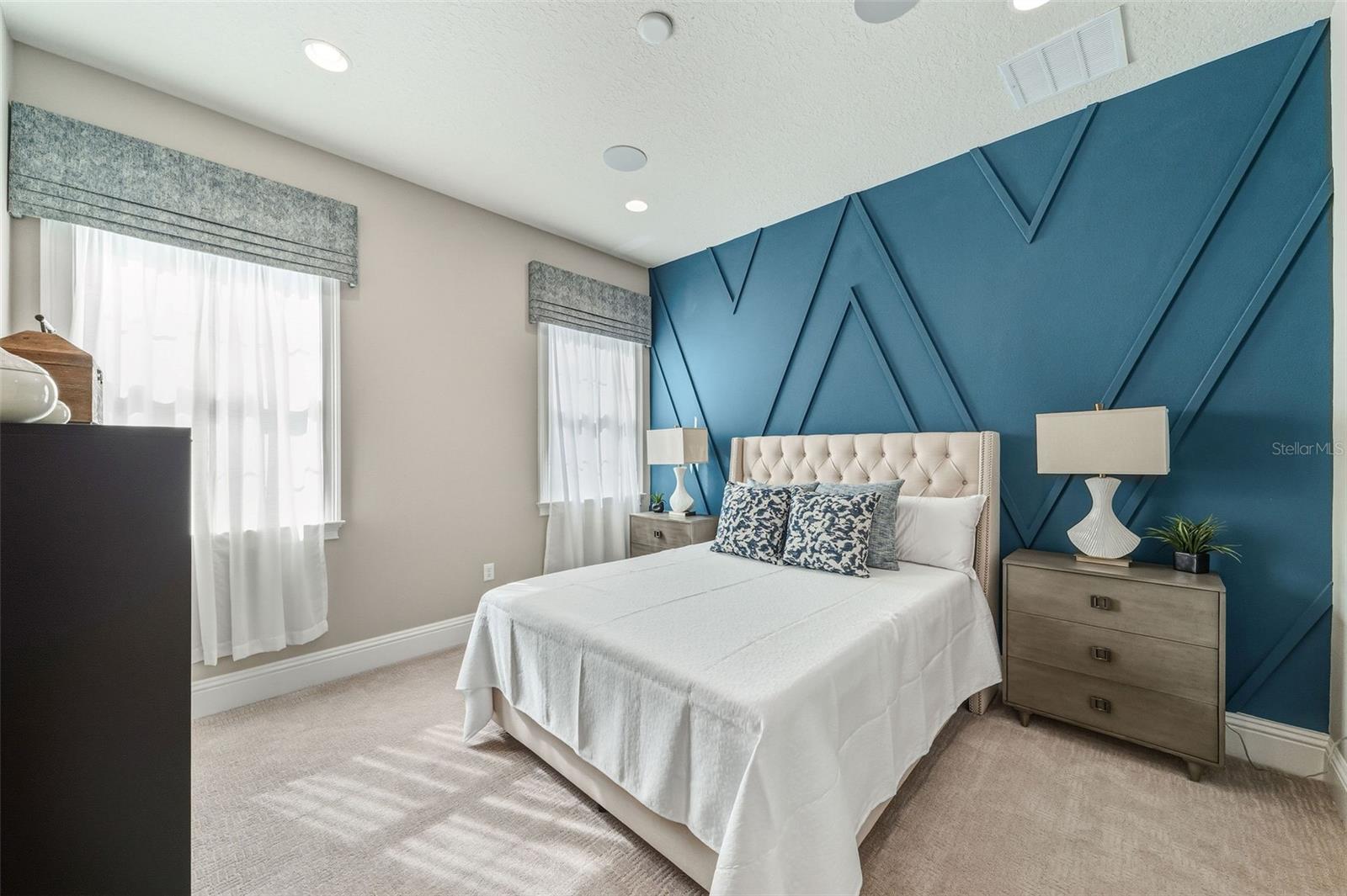 AVALON COVE - Residential