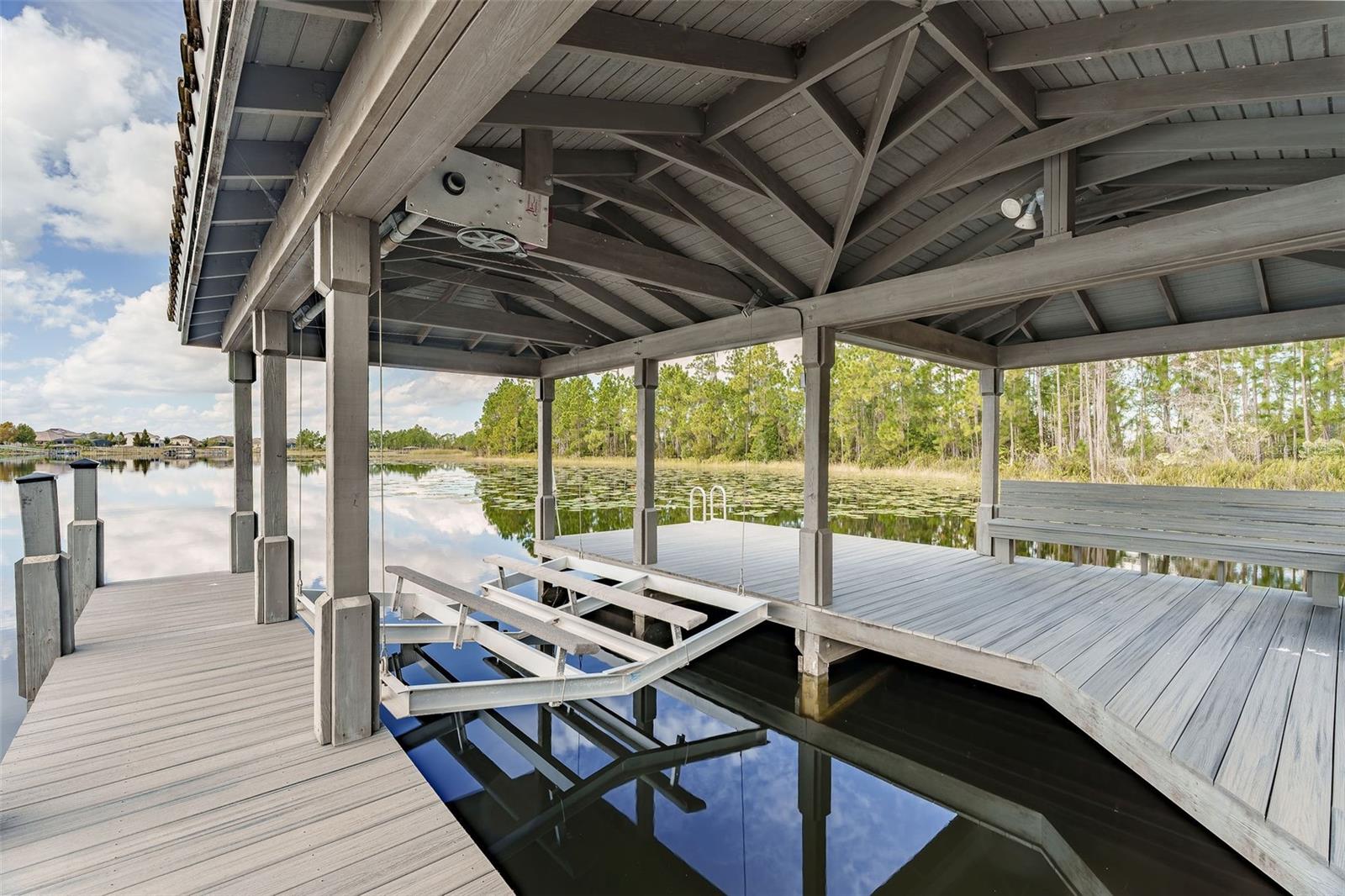 AVALON COVE - Residential