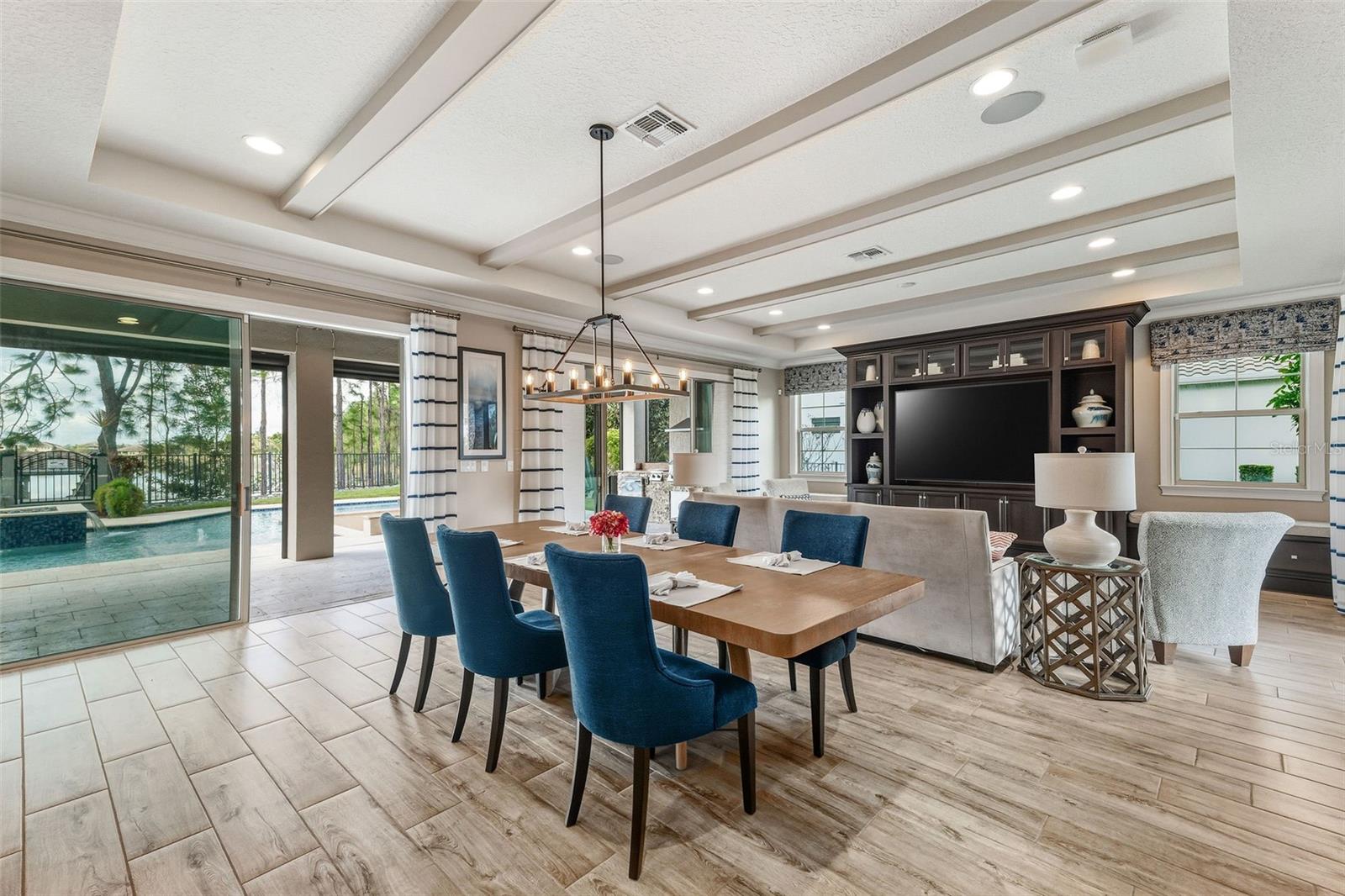 AVALON COVE - Residential