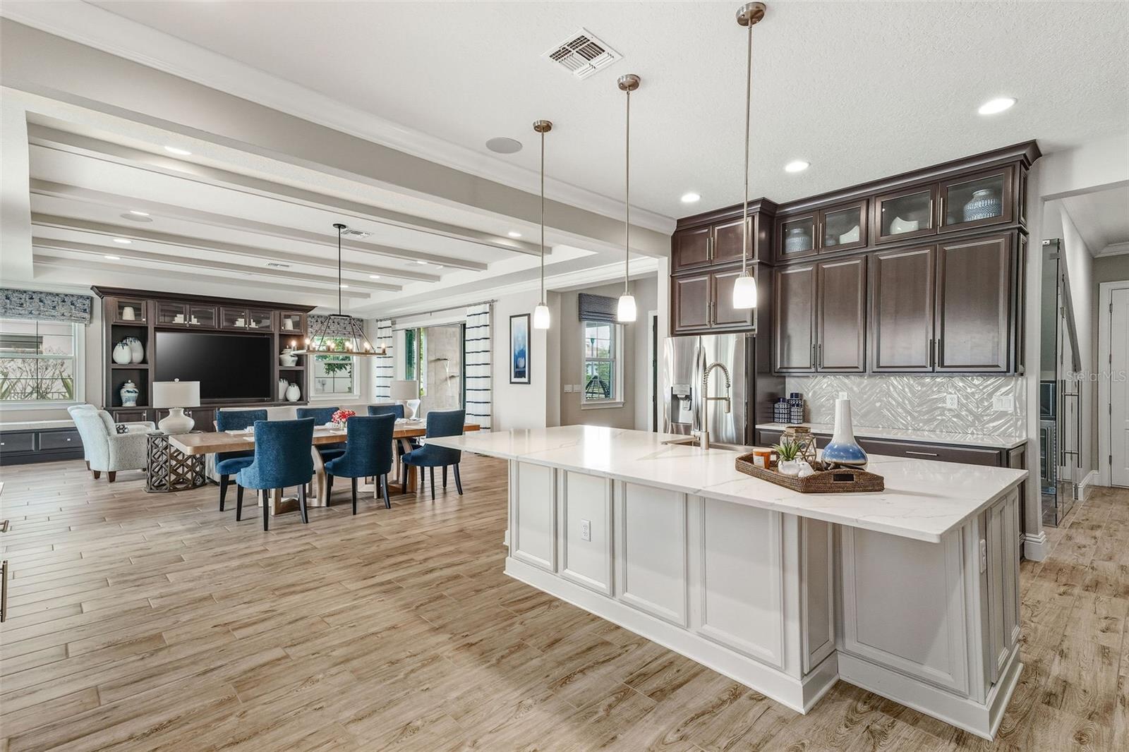 AVALON COVE - Residential