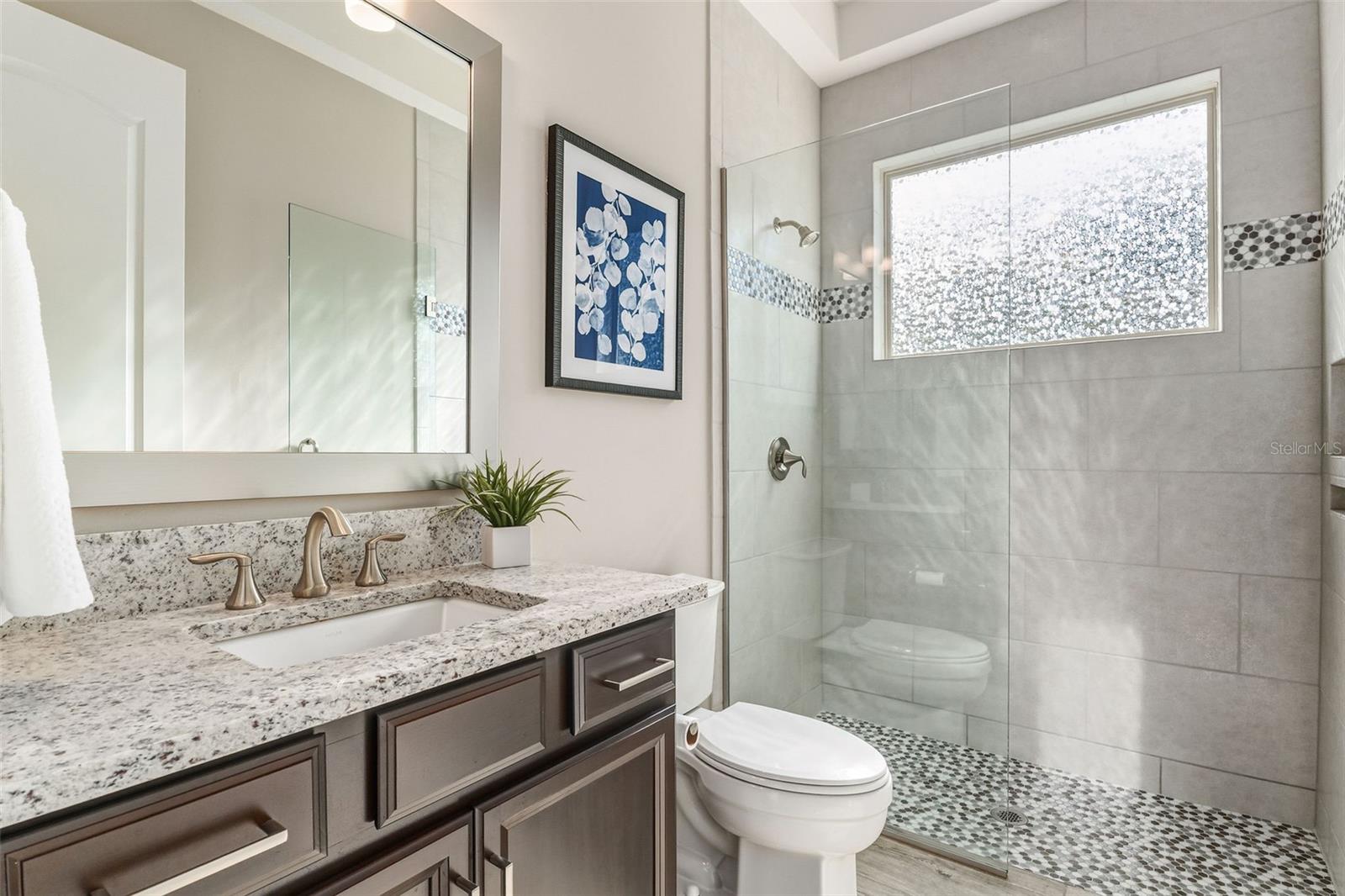 AVALON COVE - Residential