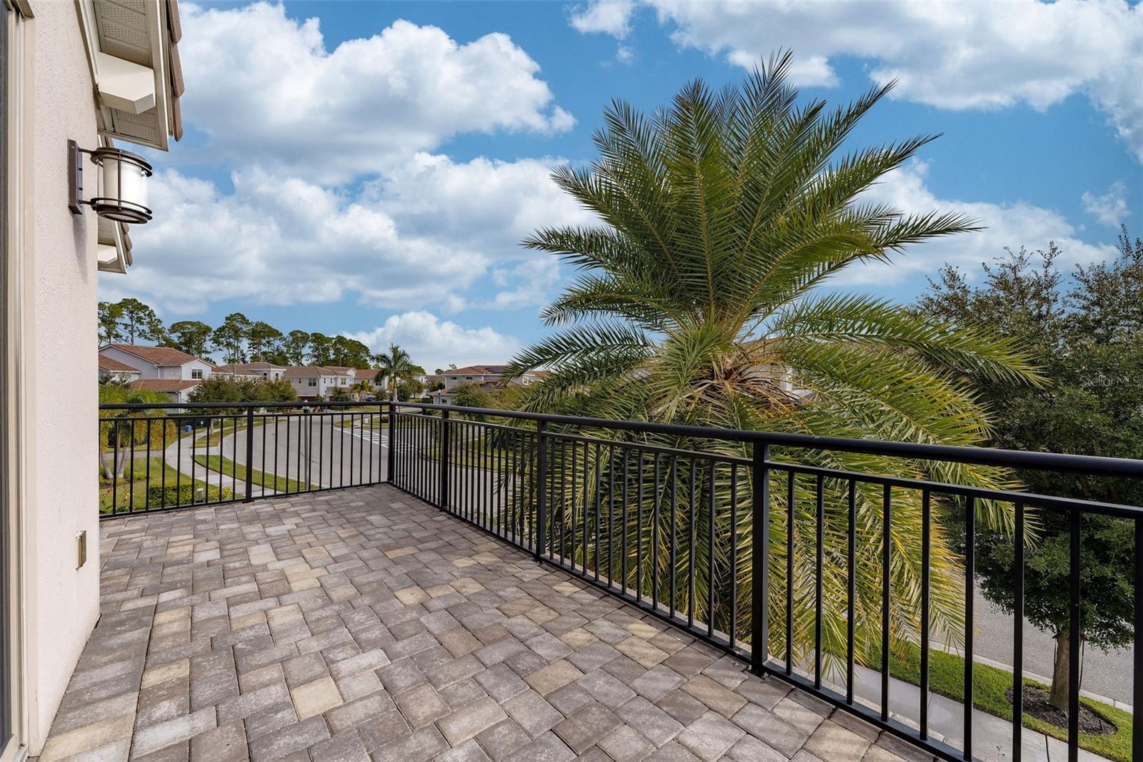 AVALON COVE - Residential