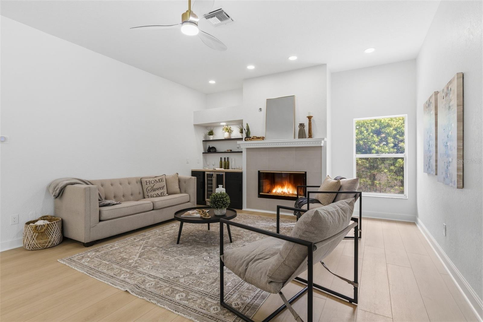 COUNTRY OAK ESTATES - Residential