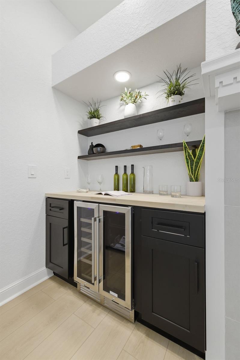 COUNTRY OAK ESTATES - Residential