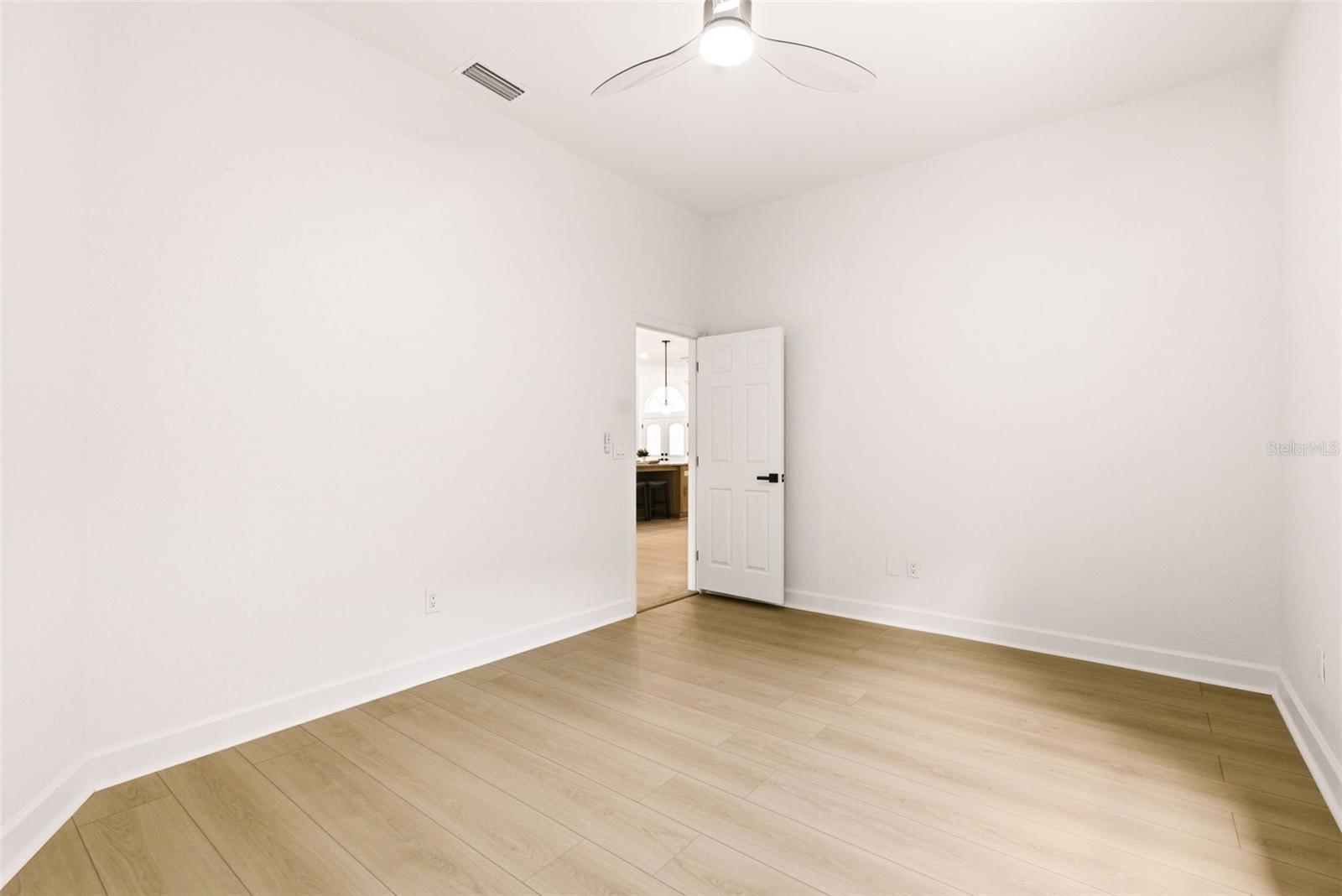 COUNTRY OAK ESTATES - Residential