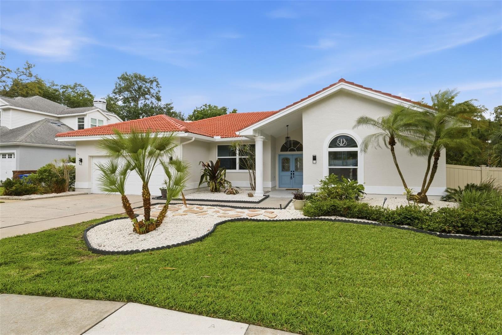 COUNTRY OAK ESTATES - Residential