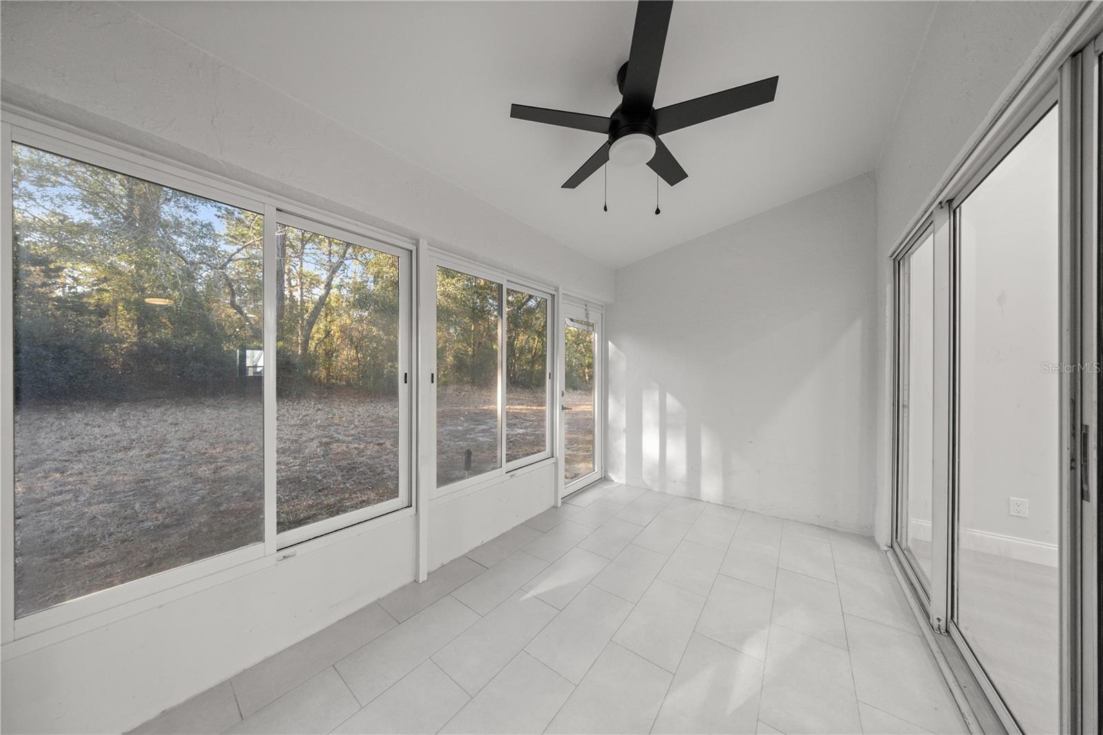 OAK TRACE VILLAS PH 01 - Residential Lease