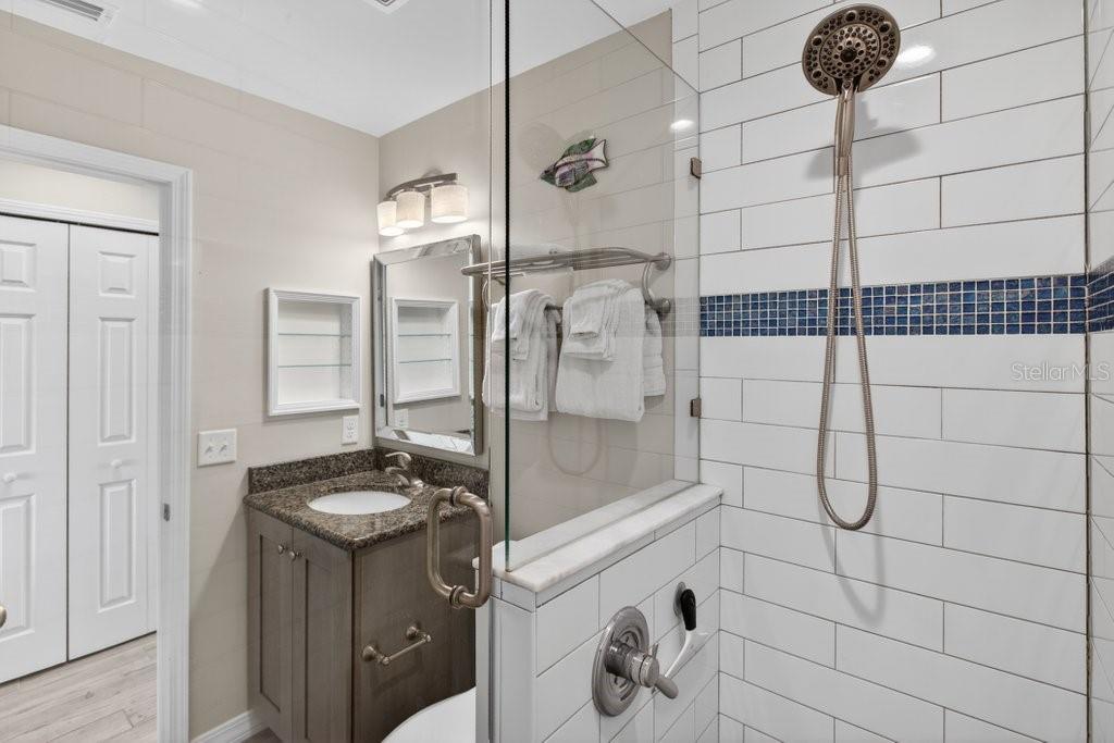 SUMMERHOUSE I BCH & RAQUET CLU - Residential