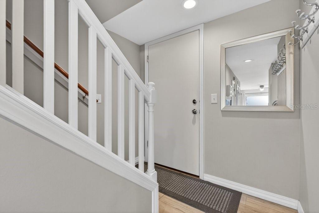 SUMMERHOUSE I BCH & RAQUET CLU - Residential