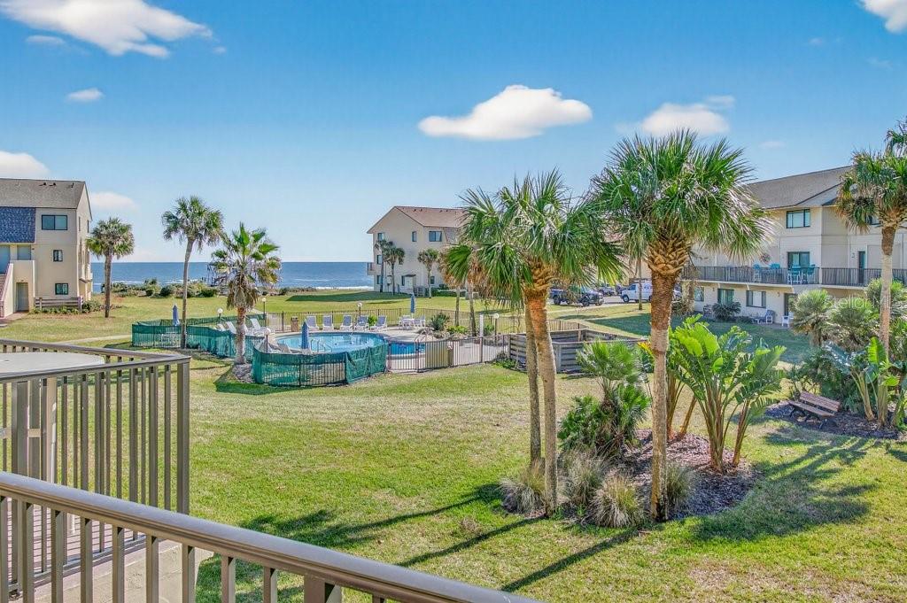 SUMMERHOUSE I BCH & RAQUET CLU - Residential