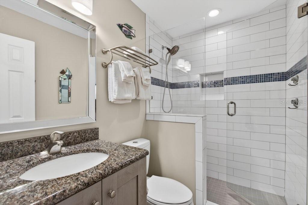 SUMMERHOUSE I BCH & RAQUET CLU - Residential