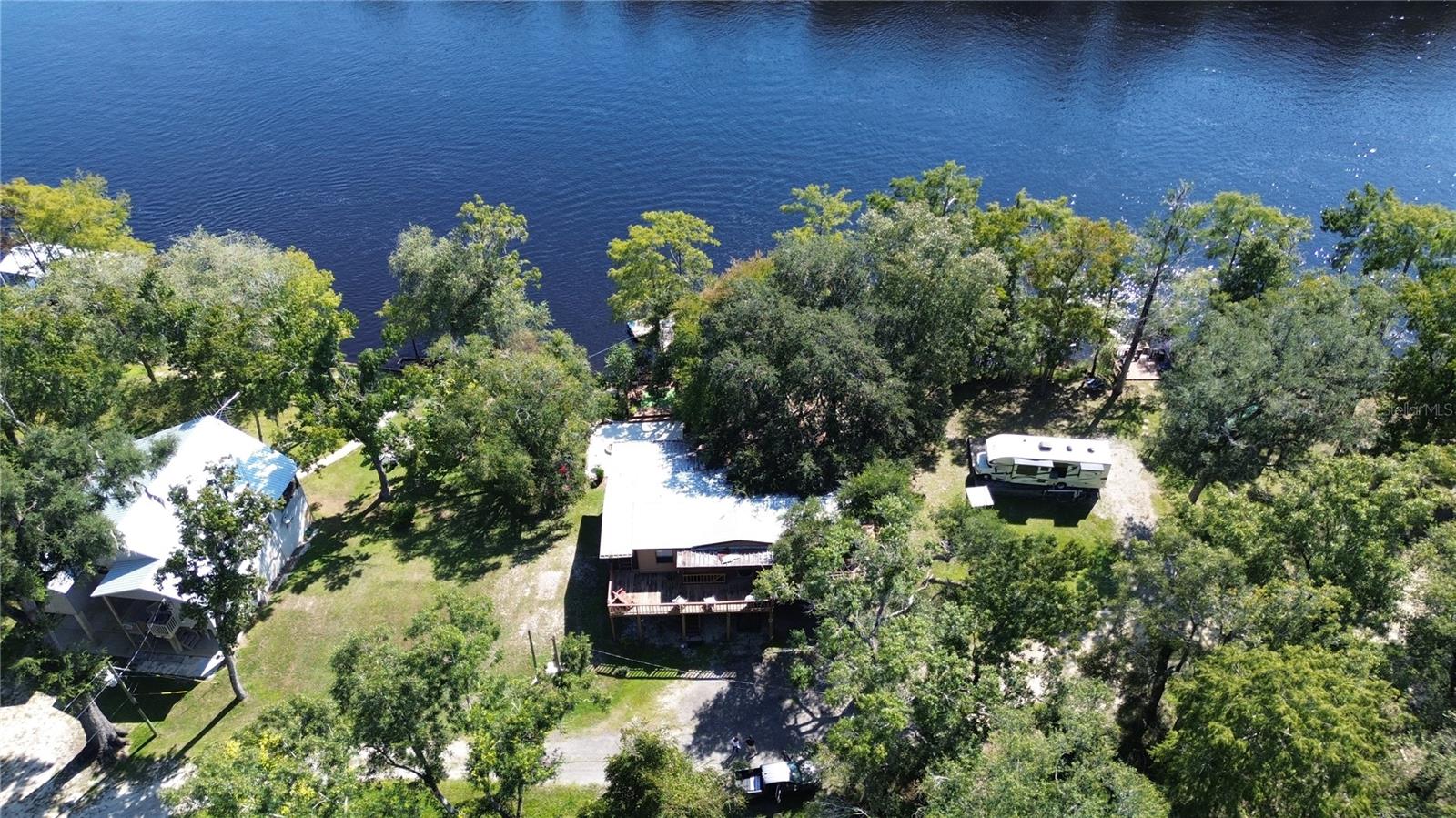 BLUFFS/SUWANNE - Residential